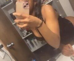 Charlotte escorts - Bambi West Side Barbie