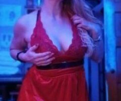 Russian Pink Kat Massage Holiday Special - Image 3