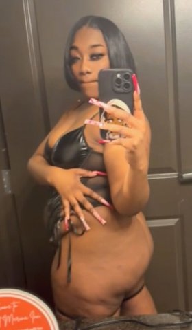 Big juicy booty come and see about me new in town - 27 - 1