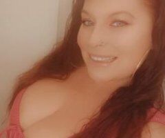 Hi Guy's 🤠 Holiday Fun 🎁 Cum Play Naughty with these All Natural Boobs 🍈🍈💦 - Image 9
