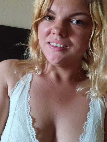 Discreet fun for mature men. - 25 - 1