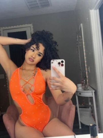 SWEET & PETITE 😩 YOUR WETTEST DREAM 😈 - 1
