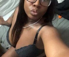 St. George escorts - thick curvy chocolate