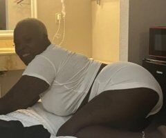 we ready to make you cum daddy - Image 2