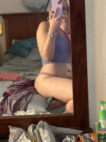 Im back in town guys for a few days only!! Dont miss out! Call or text now for an experience you will never forget!! - 38 - 1