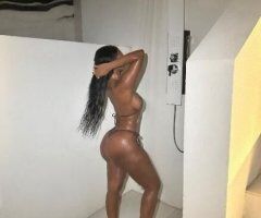 Everett escorts - CREAMY AND WET EBONY MAMI 🍒🍑💦 LETS HAVE FUN 😘