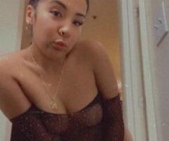 Roanoke escorts - Cute Hottie 💃😍 Nice Body 💪🏽🍑 With Toe Curling Skills 👅🫦 READ FULL AD