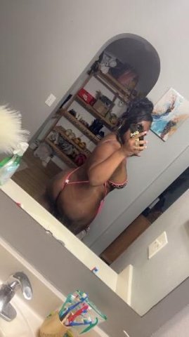 Available now 💋💦 - 1