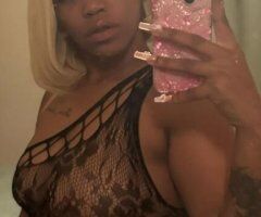 good tight pussy incall - Image 3