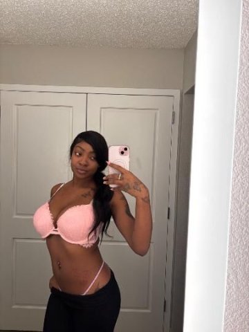 Beautiful Haitian Bombshell - 1