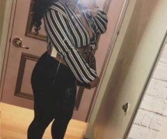 lets see if you can make me BUSS💦👅 i love to ride dick and squirt on it 💦 come and see about caramel 😘 - Image 4