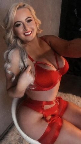 Salt lakes most recommended blonde baby girl 💦💦 - 1