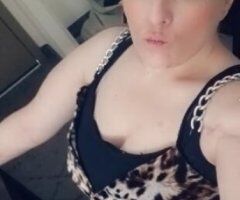 HUMP DAY SPECIALS $40 5 MIN QQV ~ $50 10 MIN QV ~ $60 15 MIN SS ~ $80 HH ~ $130 Hour - Image 11