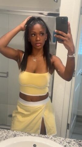 Who Doesnt Love A Model - 25 - 1