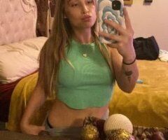 In town for a few days, Lets Play☺😈😘 - Image 5