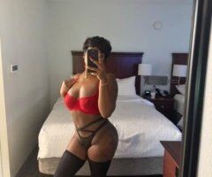 SEXY ASS WOMAN 📲🎥 LIVE @4pm , 4:20pm, 5pm, 5:30pm - Image 2