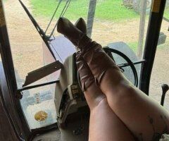 THICK BIG BONES UPSCALED FINDOM DOMINATRIX FEEL MY DRIVE COME SUBMIT TO YOUR DESIRES CRAVING - Image 5