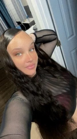 #1 Curvy German Goddess 🩷 NaughtyNicole🦋 Curvy, Elite, Succulent Courtesan 💋 - 1