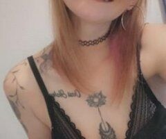 Tyler escorts - Tatted MILF