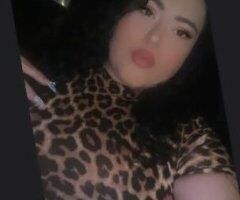 ultimate curvy head goddess back in town for your pleasure - Image 3