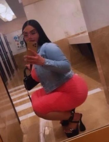 🥰 BIG BOOTY THROAT GOAT LATINA 🥰 - 1