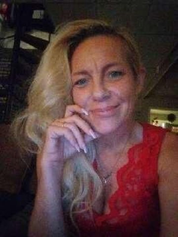 I need a horny hot man to feed my needs! - 1
