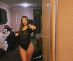 enticing skylar - Image 5