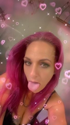 Sexy thick milf 🐱💰 - 1