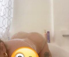 sexi ❤️❤️ soy real solo q algunas fotos el pelo de distintos color pero soy la misma chica soy real pero soy 100 Por ciento real - Image 3