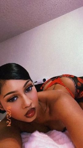 Hello handsome😘 Im Lauryn 🥰 Your fantasies are my only desires ✨❤ - 1