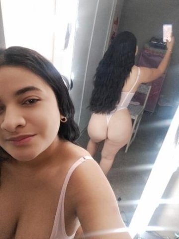 Thick and Juicy Pussy - 1