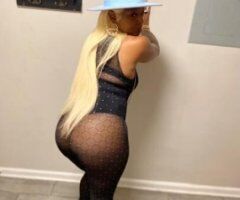 Thick-N- Juicy Freak😝 Sexy & Exotic😈😈 𝒮𝓊𝓅ℯ𝓇 𝒮ℴ𝒶𝓀ℯ𝓇 tight pink kitty☺ 🅜🅐🅢🅢🅐🅖🅔🅢 🅦🅔🅛🅒🅞🅜🅔 - Image 5