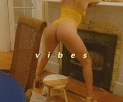 🥰 The Real Throat Goat 🥰 Experience Exceeding Every Erotic Expectation....Escape with Ms Petite - Image 1