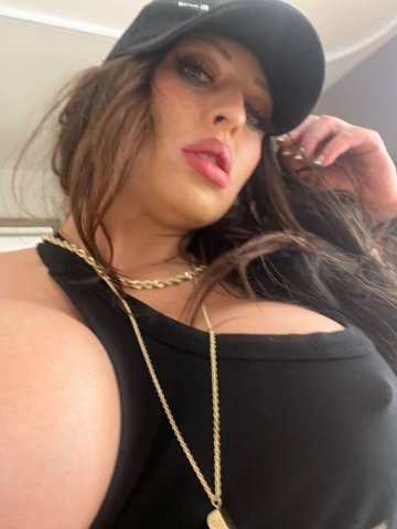 MILF Huge BOOBS BIG ASS TATTOOS FETISH FRIENDLY have a male assistant who can join - 36 - 1