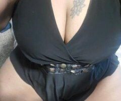 INCALLS ONLY - I'M NOT JUST JUICY, MY 👄 AND 🐱 ARE TOO💦 COME DIVE IN THIS OCEAN 😜 BBW to some 🍑 Voluptuous Vixen/Subtle Seductress 😏Available 24/7 🕝 - Image 5