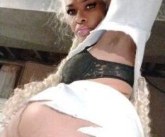 I'm available hit me up oh and that's me right now 💦💙anytime it's body you know this pussy like super soaker wet wet 💦💙💦💙 - 34 - Image 4