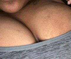 sexy bbw looking to have some fun, outcalls only 😛 - 27 - Image 2