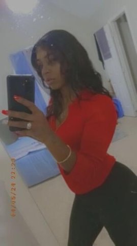 looking for discreet fun - 1
