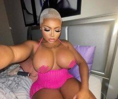 NO MEETUPS CURRENTLY!! FACETIME SHOW ONLY!!📲BIG BOOTY BUSTY ISLAND SLUT💦 PRETTY FEET🦶🏾PLEASE DO NOT CONTACT ME ASKING FOR A MEETUP NOW OR IN THE FUTURE.. - Image 3