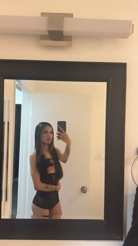 Prettiest petite Sexy Latina🔥 Fine Ginger Freak 💕 - 24 - 1