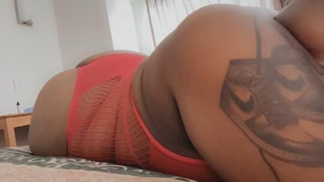 BEAUTIFUL CURVY QUEEN 🥵 AVAILABLE FOR OUTCALLS - 1