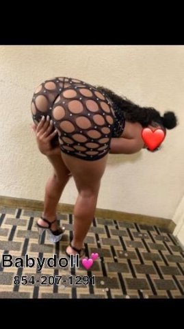 wet and tight pussy ebony - 1