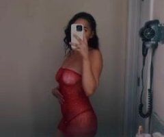 5'3 Slim Curvy Latina 💋 - 25 - Image 2