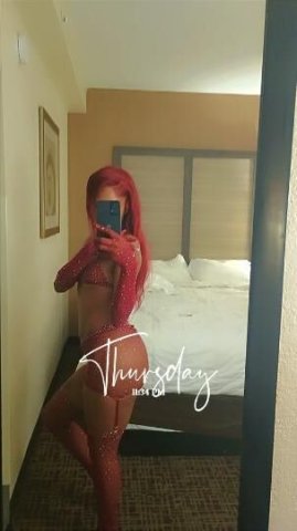 Lingerie Queen - 1