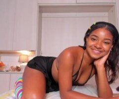 All natural good girl, *mostly ; ) Based on Oahu, likes to travel outer island. - Image 4