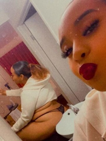 ✨✨Dont Be😅Shy Lets🥳Play😜Freaky 👅Friday 3🍑hole Special✨✨80$incall - 19 - 1