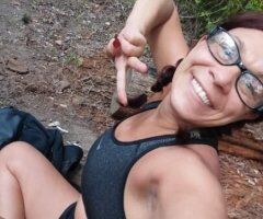 Victoria escorts - i dont like no whipes and chains and baby u cant tie me down, but u can whip your lovin on me