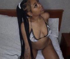 Sexy Young Slut 🩷 New In Town😻💦 - Image 4