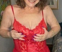 Kansas City escorts - SWEET, SEXY AND MATURE! NEW PICS! HIGHLY REVIEWED!