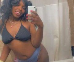❄come warm up with me a 5⭐ freak👅💦tight wet pussy that grips dick!🍆come see me papi💦👅 - Image 2